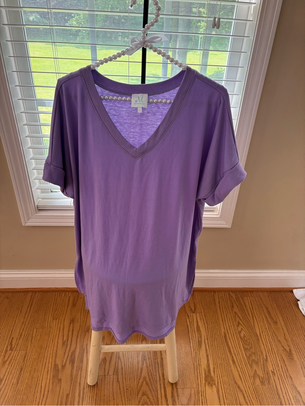 The Mint Julep Lavender V-Neck Short Sleeve Women's Top